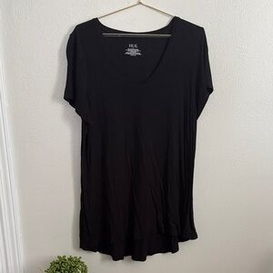 HUE Women's Classic Black Short Sleeve Tee
